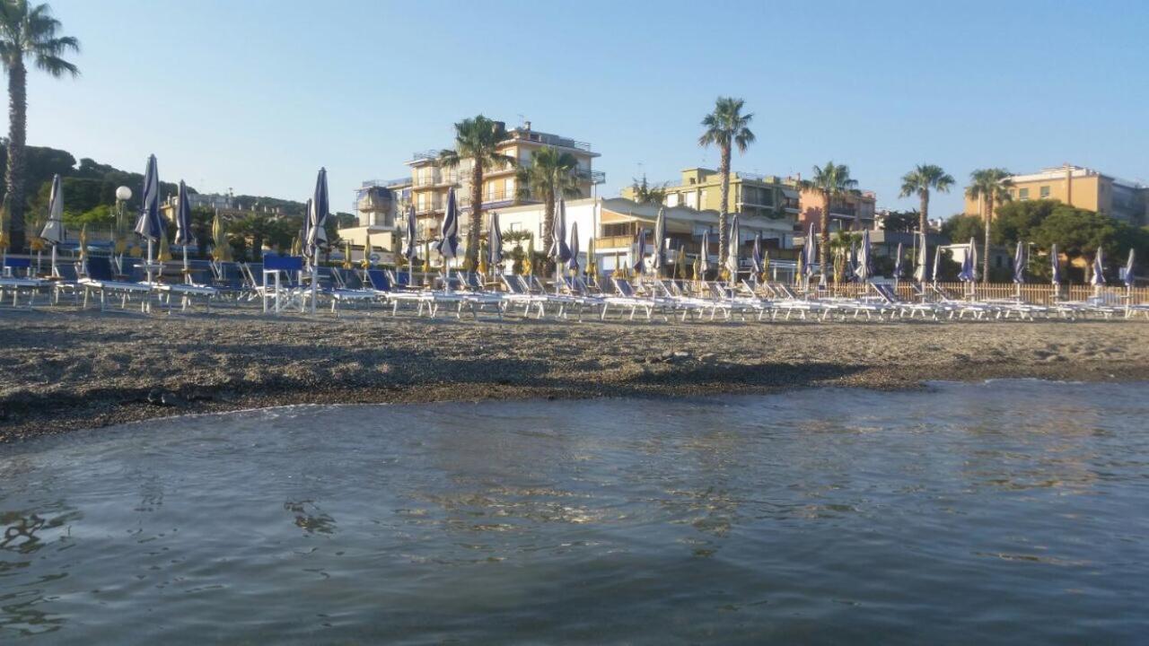 Hotel Villa San Giuseppe 산토바르톨로메오알마레 외부 사진