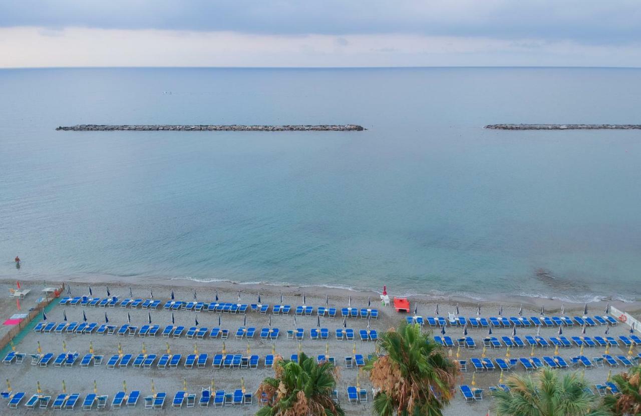 Hotel Villa San Giuseppe 산토바르톨로메오알마레 외부 사진